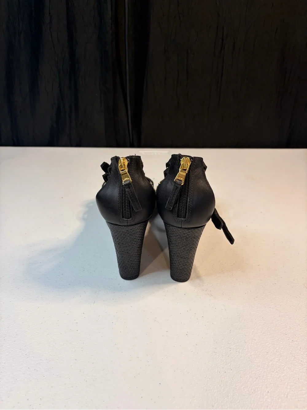 Lauren Ralph Lauren Quanta Black Leather Studded Wedge Sandals‎ 8.5B 11424 L15